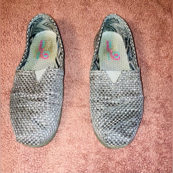 •• SOLD •• - Picture 2 of 3